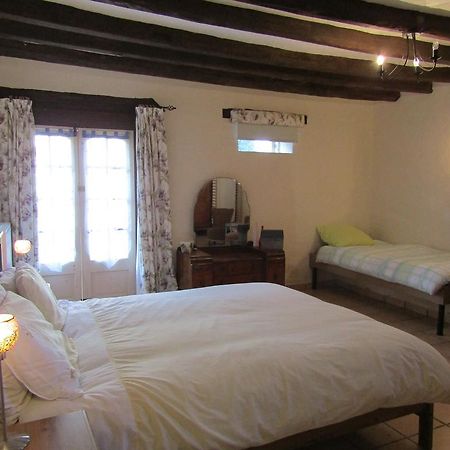 Thesecretgarden-France Bed & Breakfast Saint-Pierre-du-Lorouër Dış mekan fotoğraf