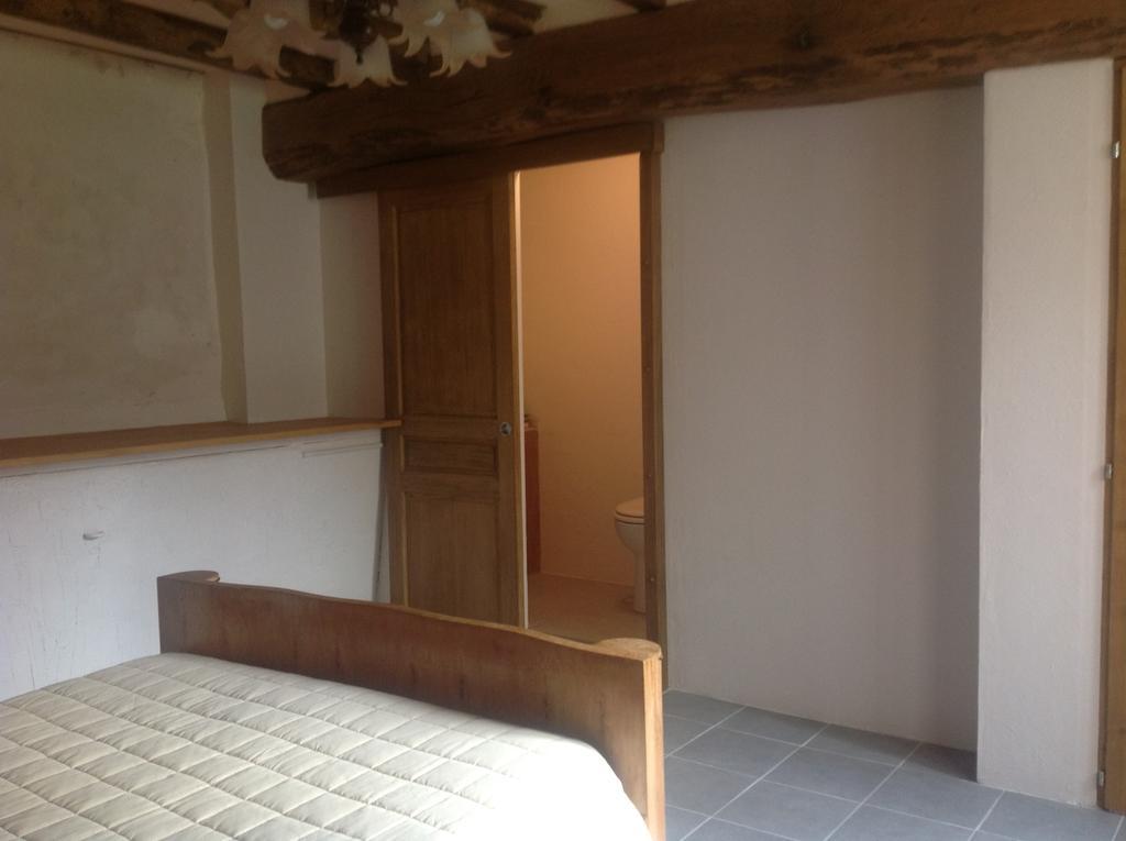 Thesecretgarden-France Bed & Breakfast Saint-Pierre-du-Lorouër Oda fotoğraf